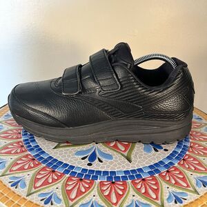 Brooks Addiction Walker 2 Womens 10 D WIDE Triple Black Leather Sneakers Straps